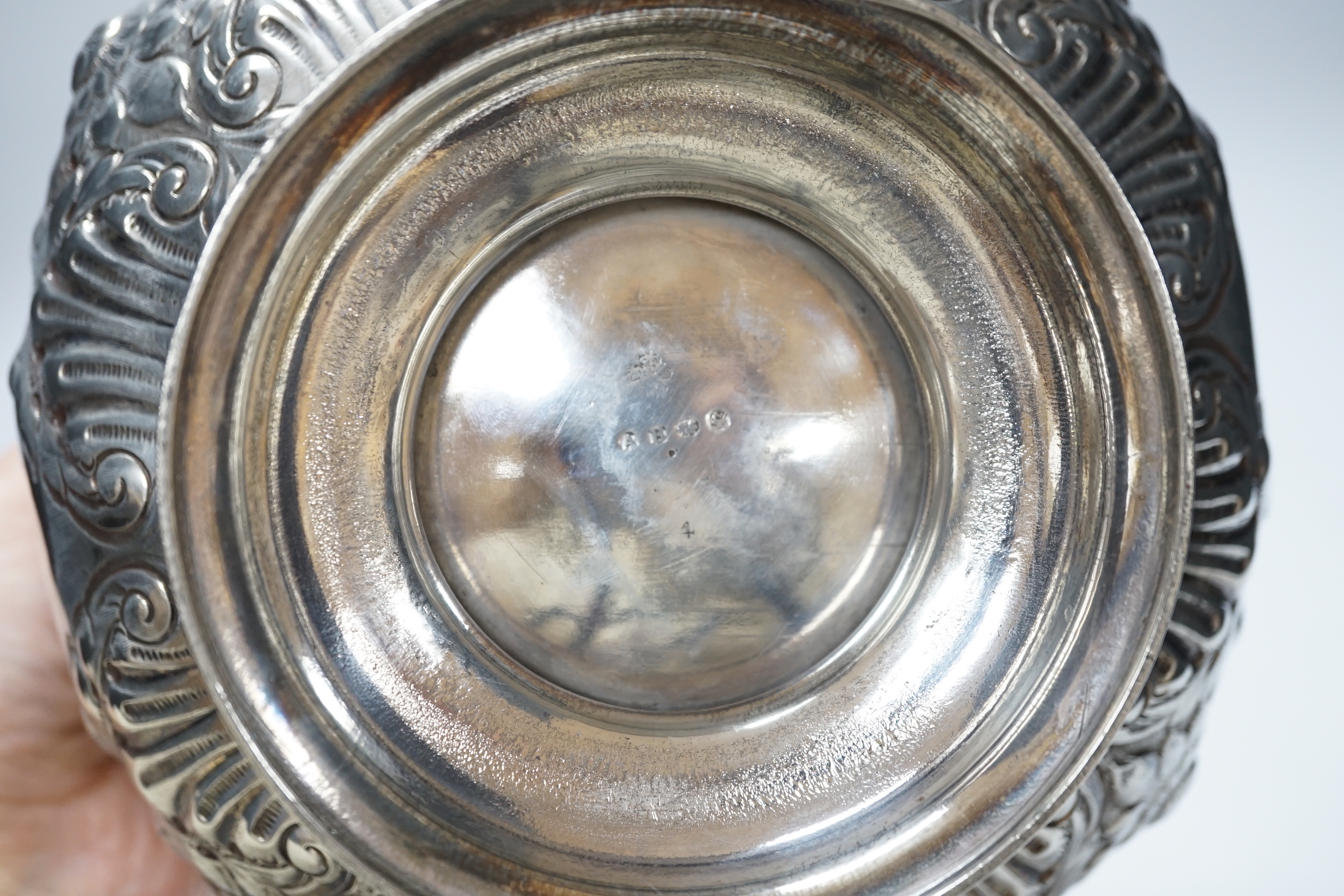 A pair of late 19th/early 20th century pierced plated oval dishes and plated jardiniere, dishes 25cm long